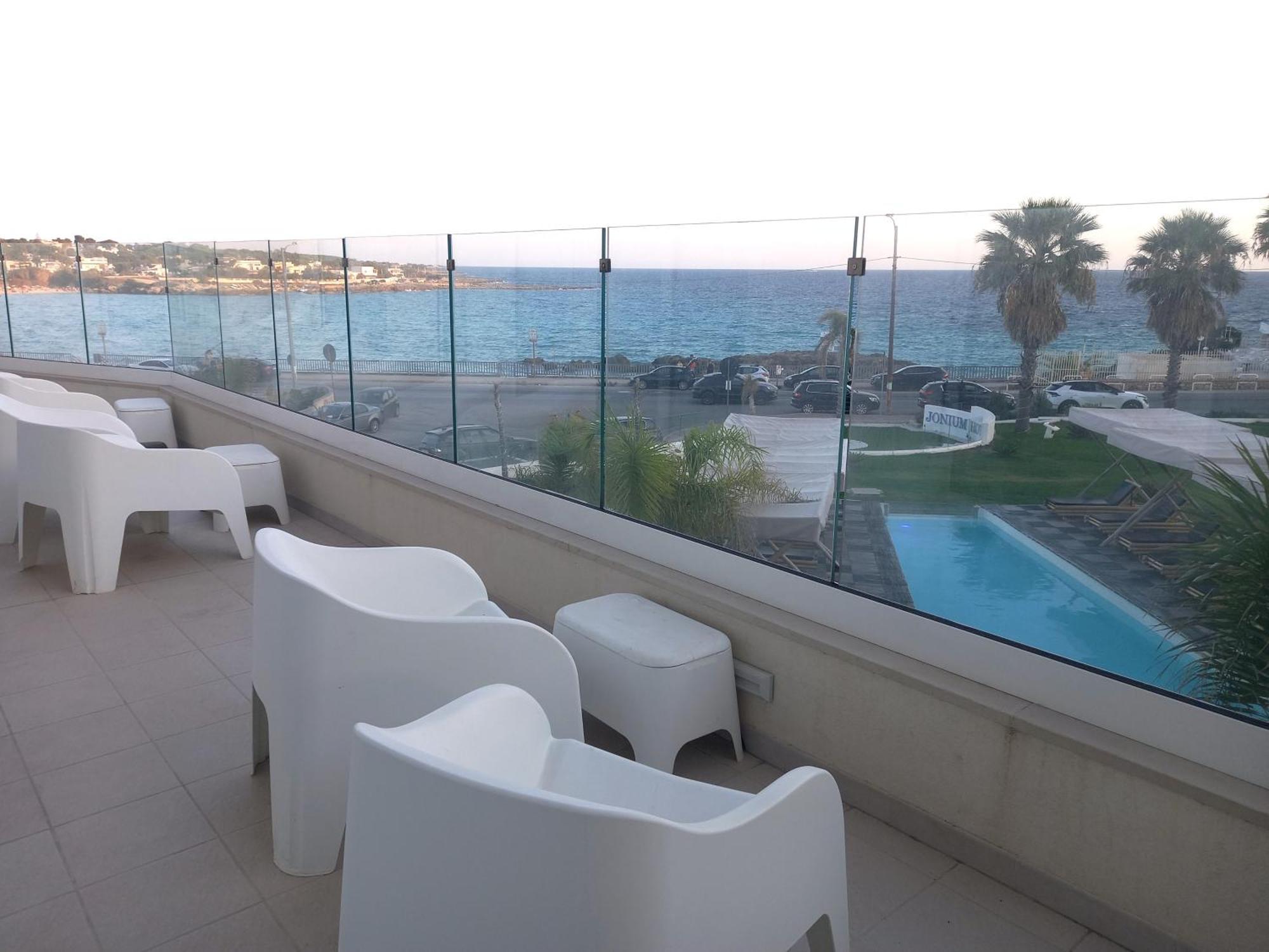 Jonium Hotel - Amazing Sea View And Swimming Pool 普尔萨诺 外观 照片