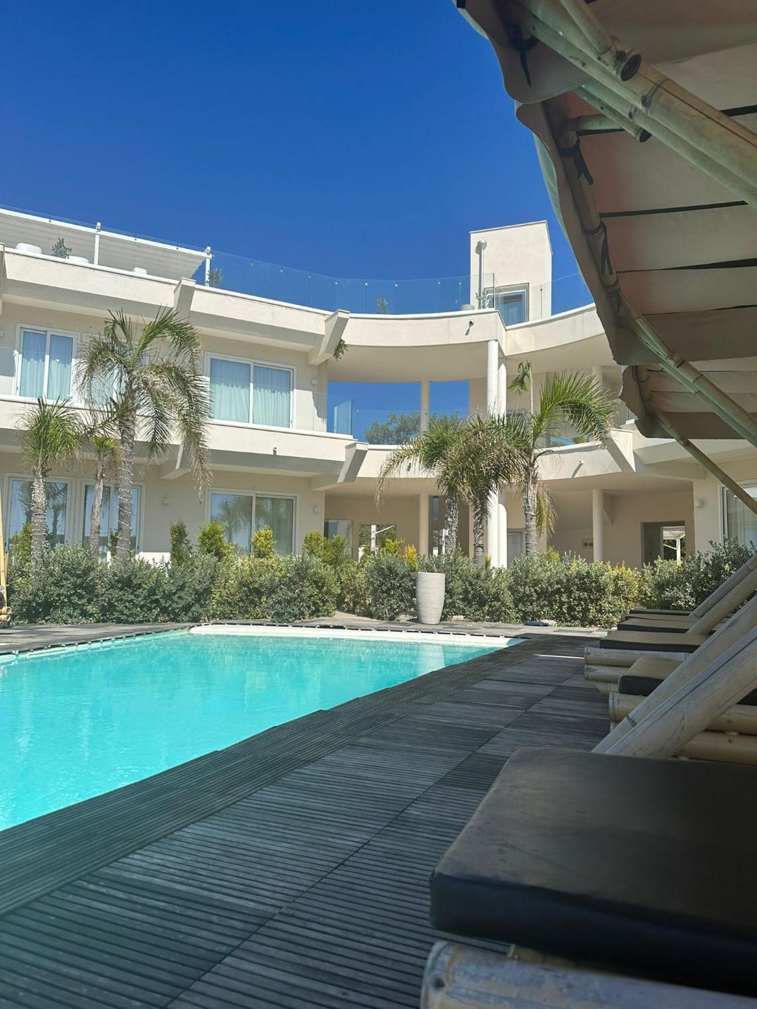 Jonium Hotel - Amazing Sea View And Swimming Pool 普尔萨诺 外观 照片