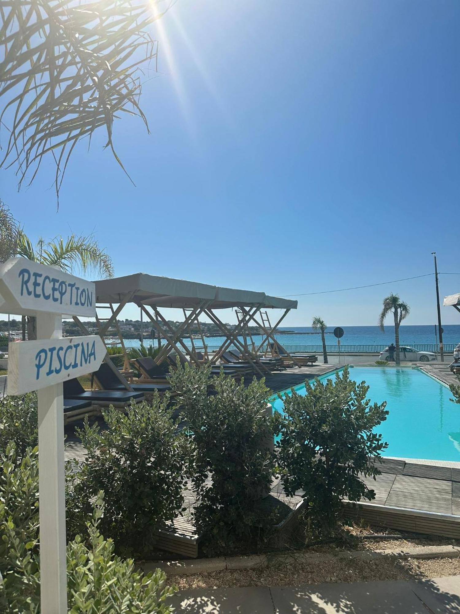 Jonium Hotel - Amazing Sea View And Swimming Pool 普尔萨诺 外观 照片