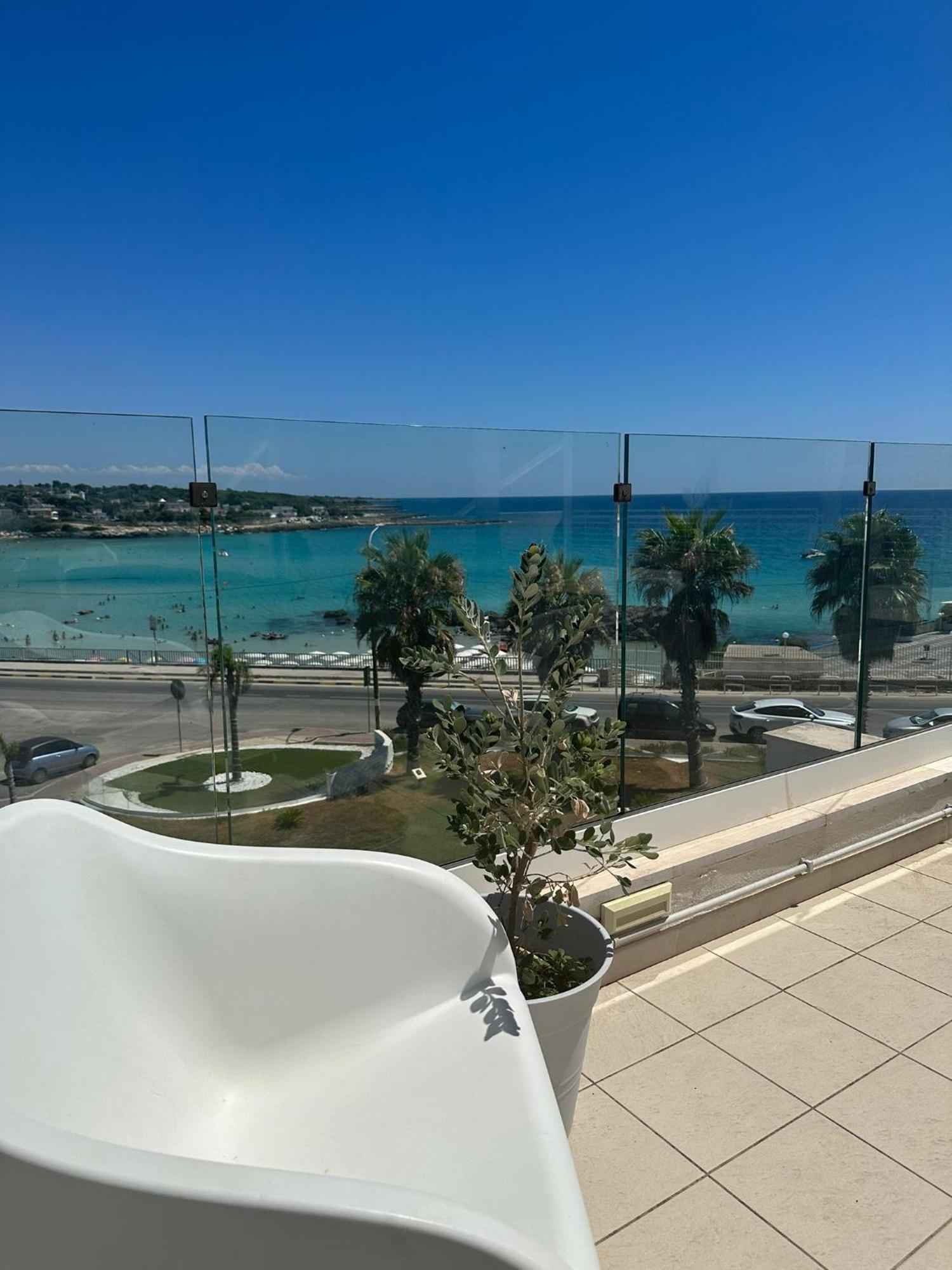 Jonium Hotel - Amazing Sea View And Swimming Pool 普尔萨诺 外观 照片