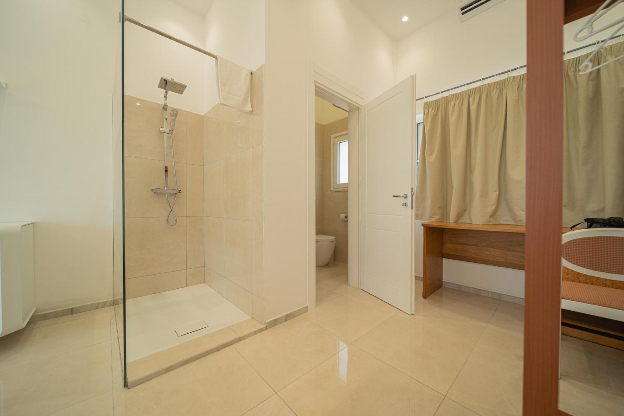 Jonium Hotel - Amazing Sea View And Swimming Pool 普尔萨诺 外观 照片