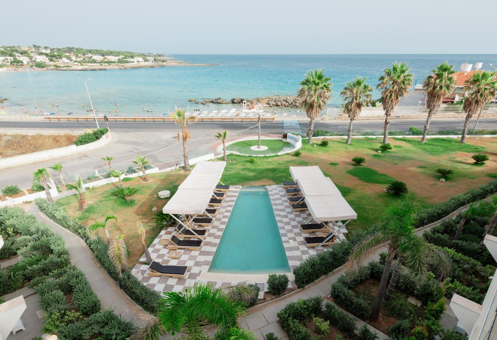 Jonium Hotel - Amazing Sea View And Swimming Pool 普尔萨诺 外观 照片